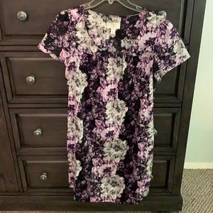 Ann Taylor LOFT floral dress. Size small.